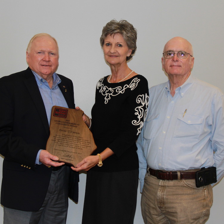 Patsie Cannon receives GFB Commodity Award